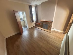 Dining room- click for photo gallery
